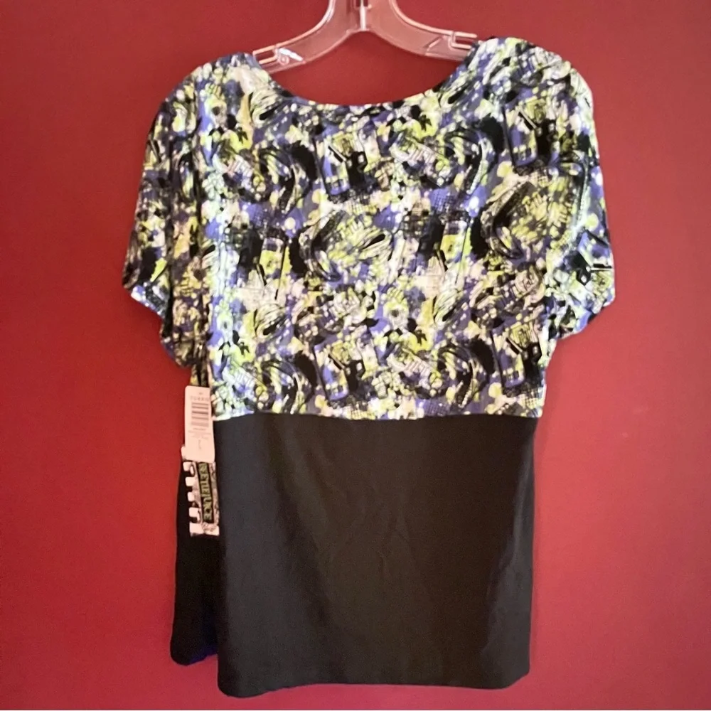 NWT Torrid “BeetleJuice” Mansion Top - Picture 13 of 15